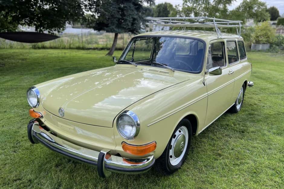 1971 Volkswagen Type 3 sold for $12,000