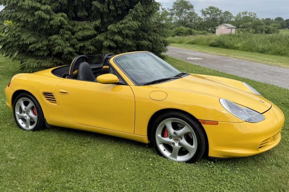 2004 Porsche 986 Boxster sold for $18,501