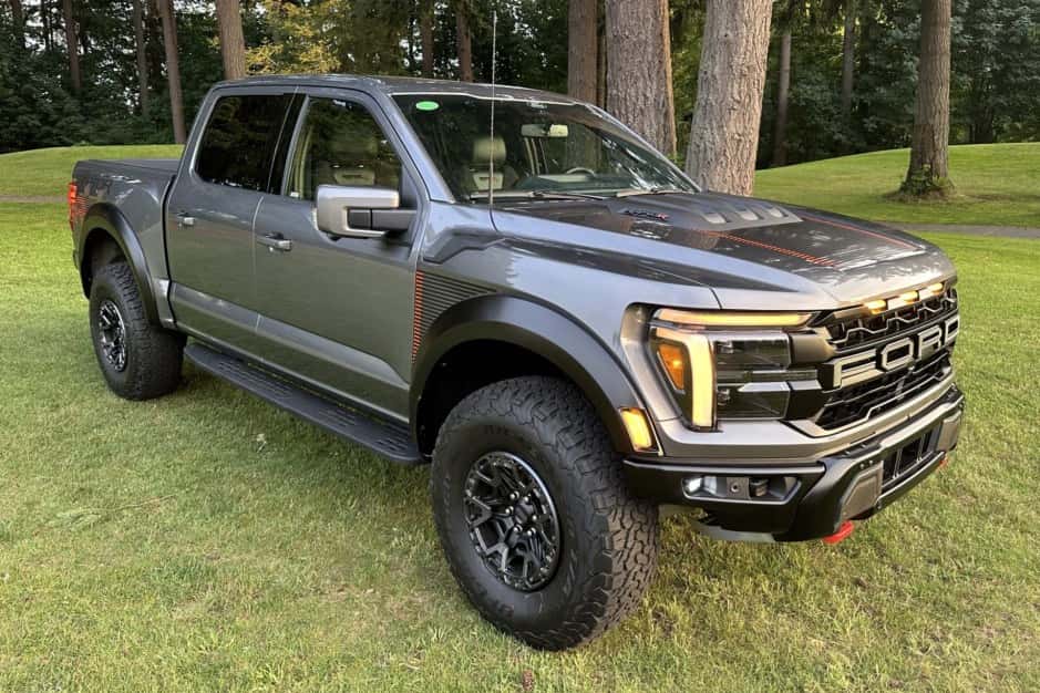 2025 Ford F-150 Raptor sold for $130,000