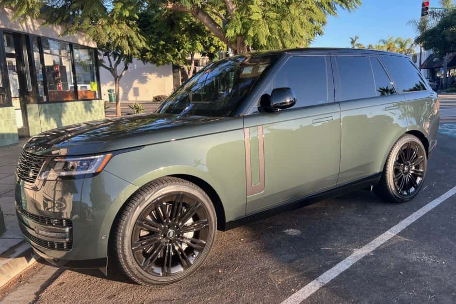 2023 Land Rover Range Rover L460 sold for $108,000