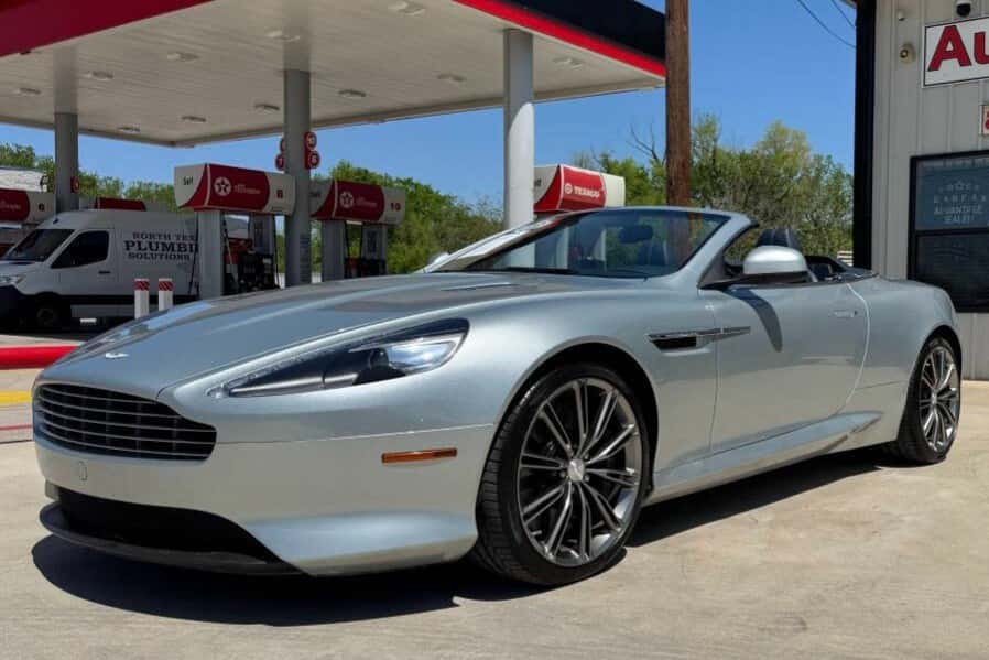 2012 Aston Martin Virage (2012) sold for $63,000