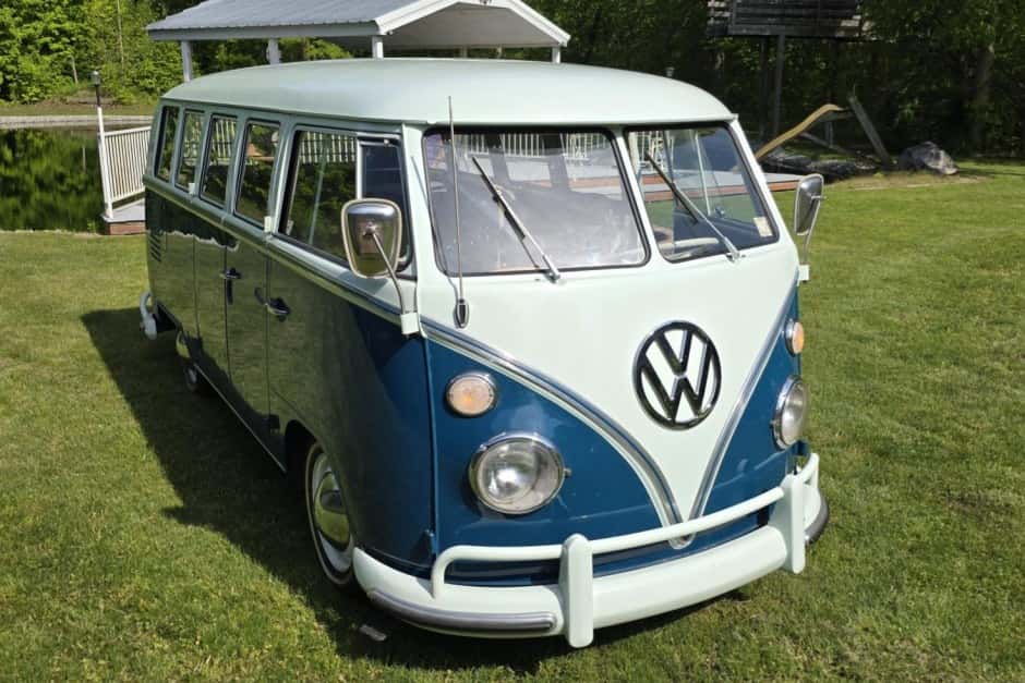 1965 Volkswagen Split-Window Bus sold for $38,000
