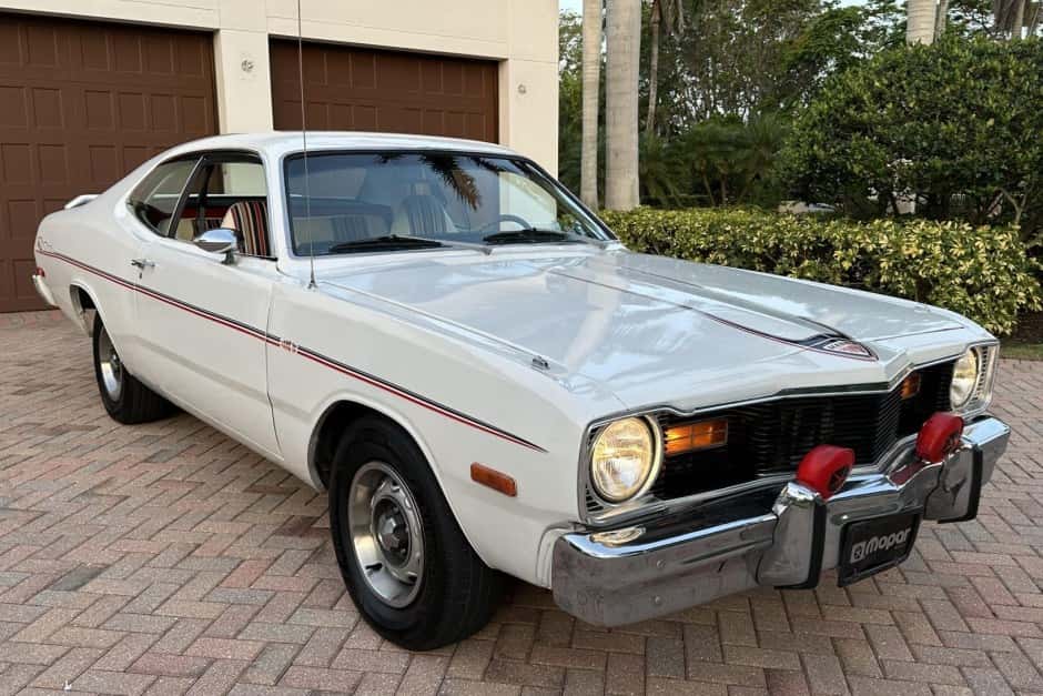 1975 Plymouth Duster sold for $15,000