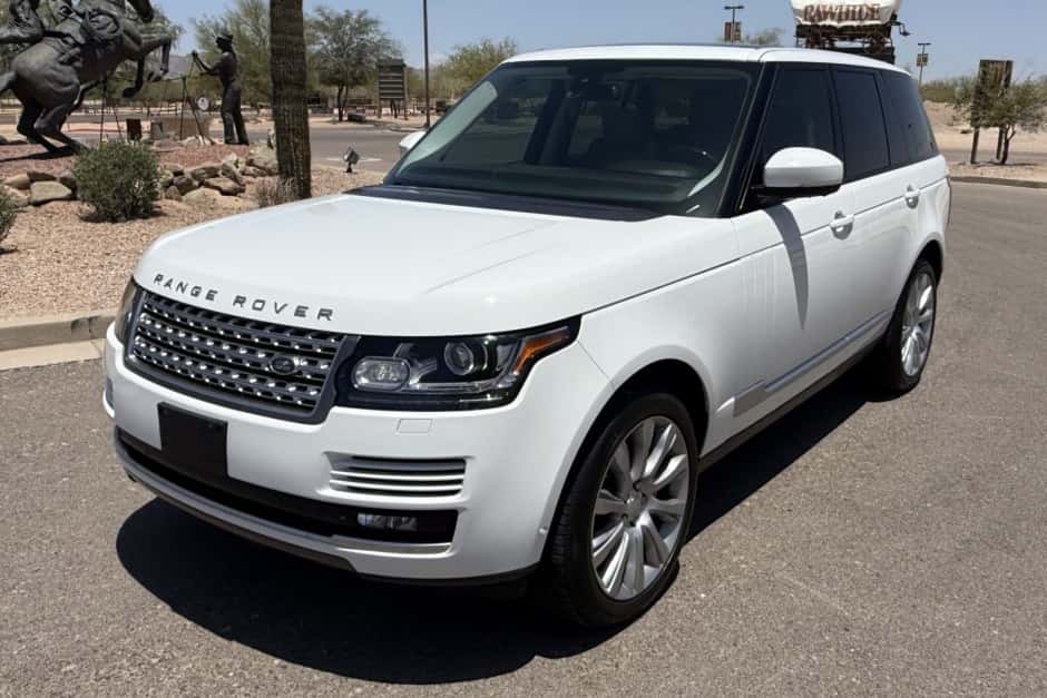 2015 Land Rover Range Rover L405 sold for $26,000