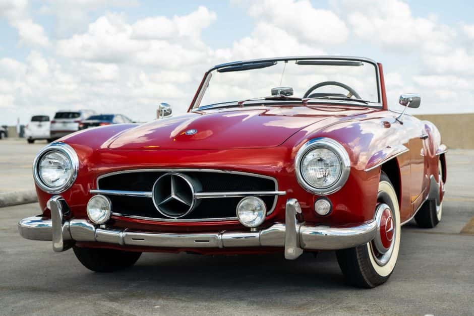 1961 Mercedes-Benz 190SL sold for $72,000