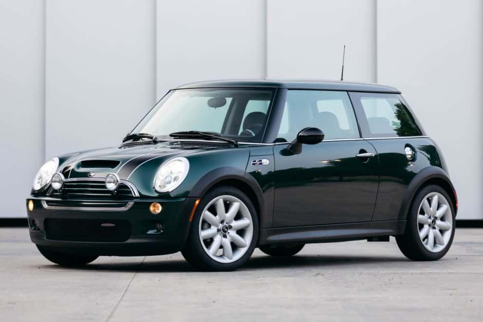 2003 Mini R53 Cooper S sold for $11,350