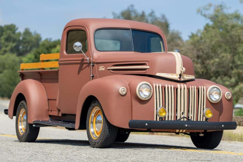 1947 Ford Pickup 1940-1947 sold for $16,000