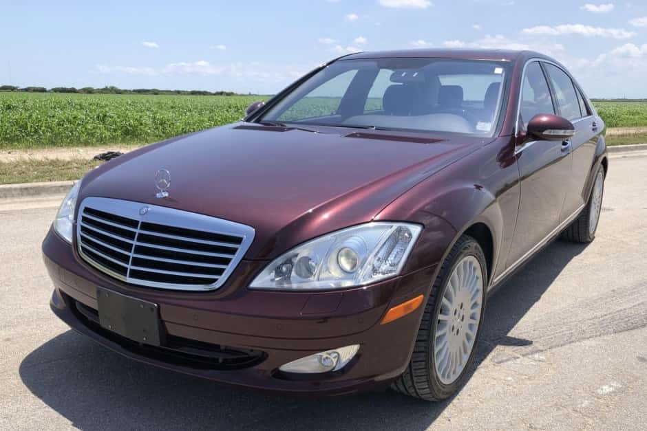 2007 Mercedes-Benz W221 S-Class sold for $9,100