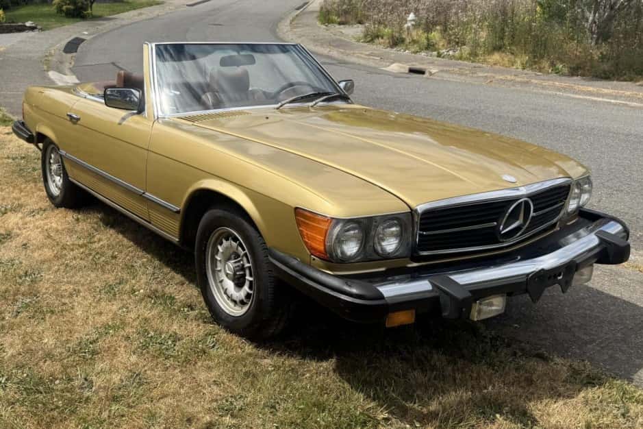 1979 Mercedes-Benz R107 SL sold for $9,400