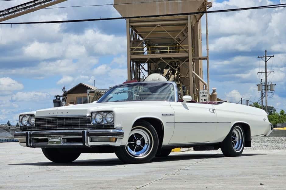 1975 Buick LeSabre sold for $11,875