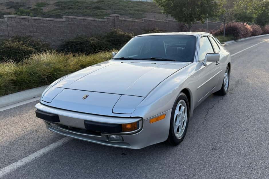 1988 Porsche 944 sold for $13,000