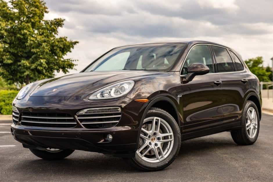 2014 Porsche 958 Cayenne (2011-2018) sold for $27,500