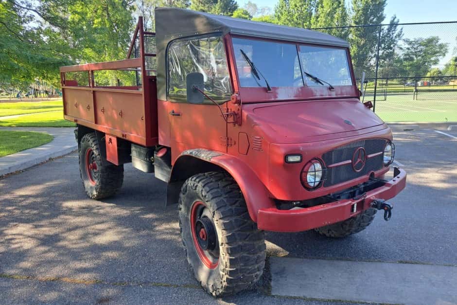1969 Mercedes-Benz Unimog sold for $9,500