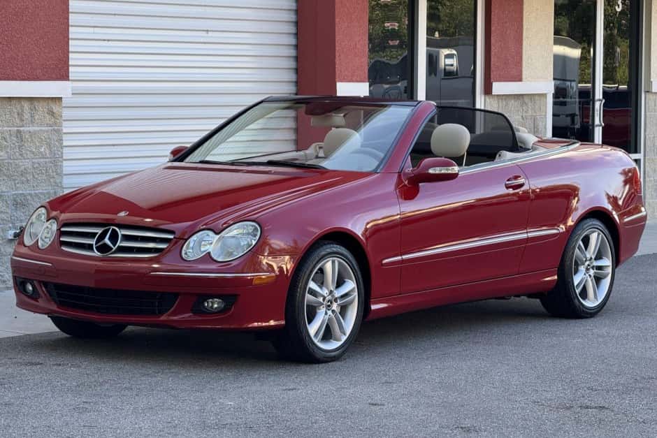 2008 Mercedes-Benz CLK-Class sold for $12,250