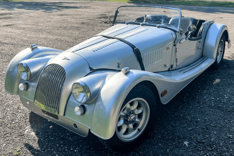 1998 Morgan Plus 8 sold for $25,000