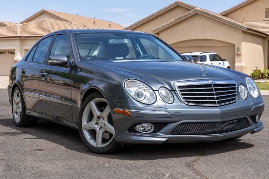 2009 Mercedes-Benz W211 E-Class sold for $10,000
