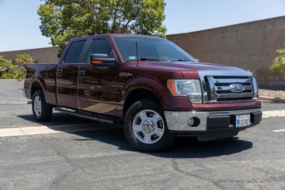 2010 Ford F-150 (2009-2014) sold for $21,000