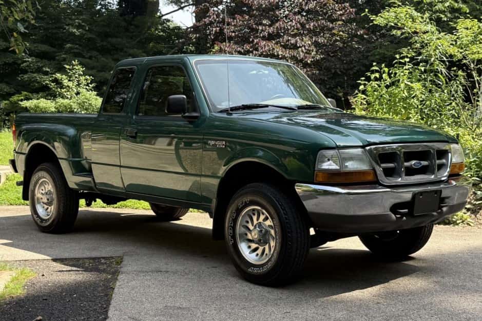 1999 Ford Ranger 1998-2011 sold for $13,750