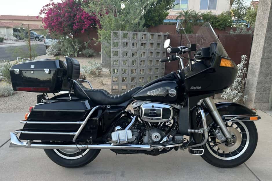 1982 Harley-Davidson Shovelhead sold for $3,777