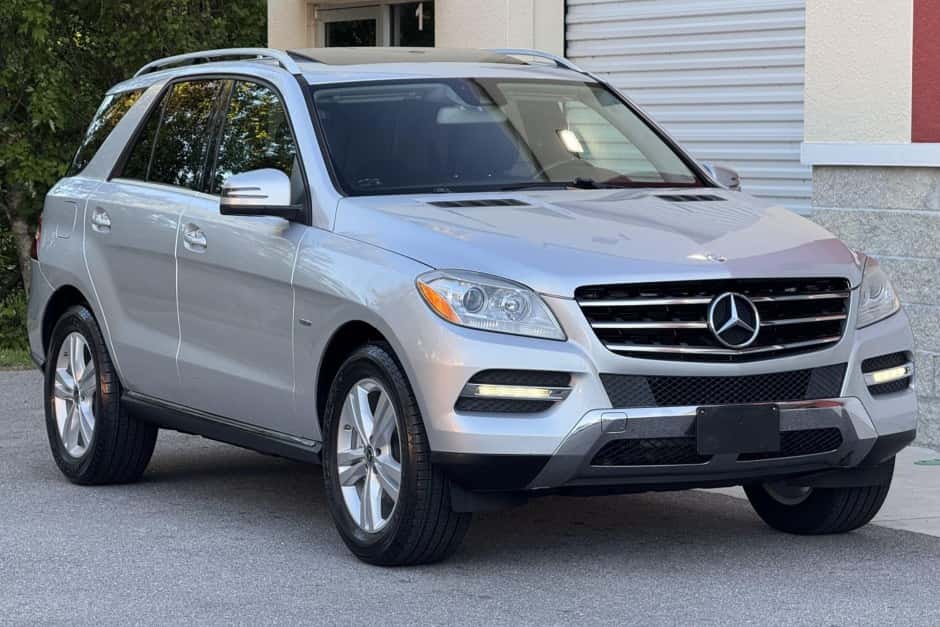 2012 Mercedes-Benz M-Class & GLE-Class sold for $12,800