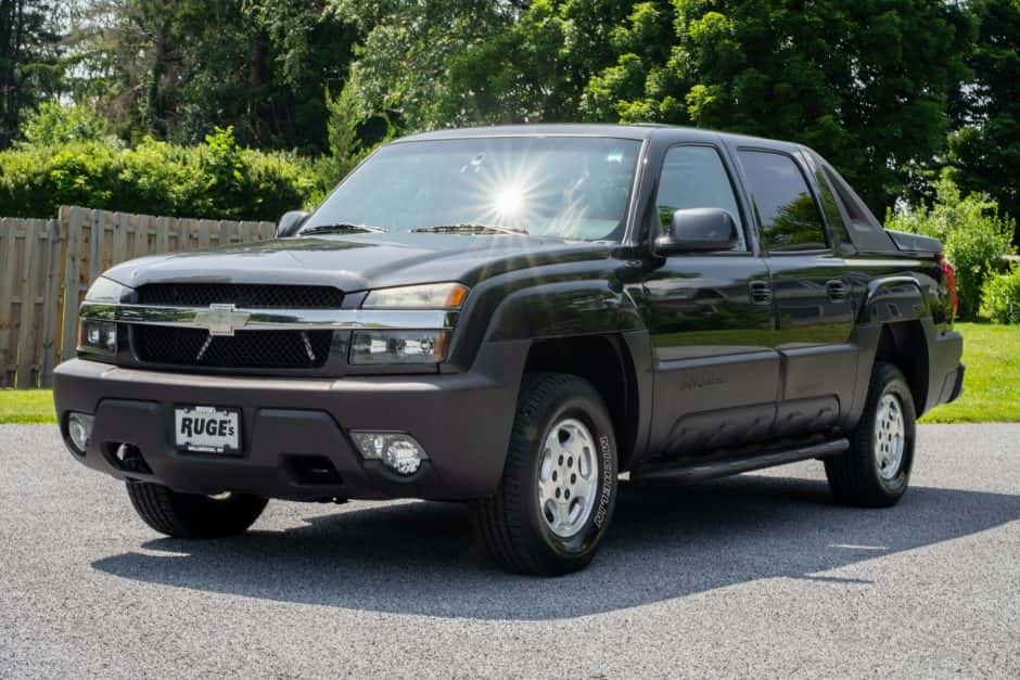 2003 Chevrolet Avalanche sold for $18,000