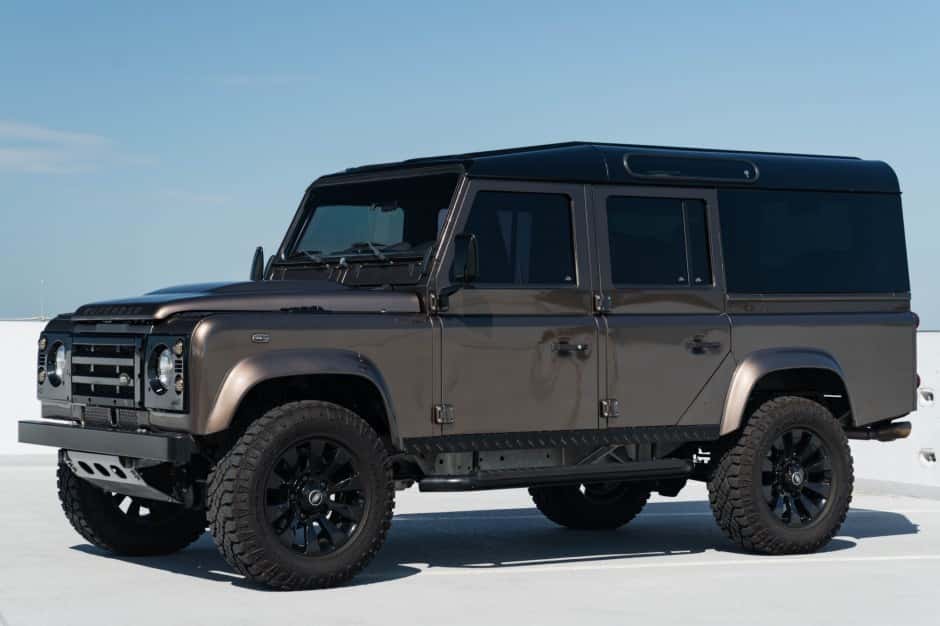 1984 Land Rover 110 / Defender 110 (Euro Spec) sold for $91,000