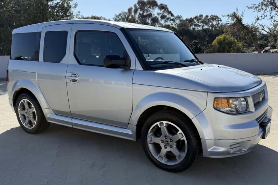 2007 Honda Element sold for $15,000