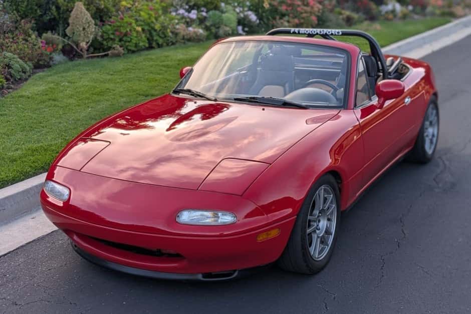 1994 Mazda NA MX-5 Miata sold for $19,250