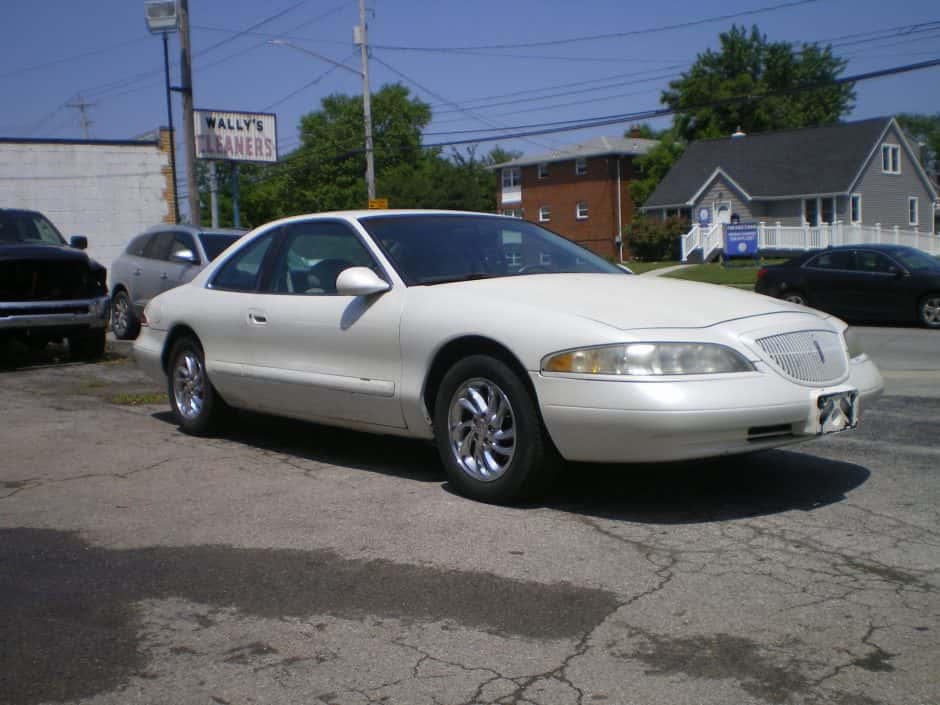 1997 Lincoln Mark VIII sold for $1,200