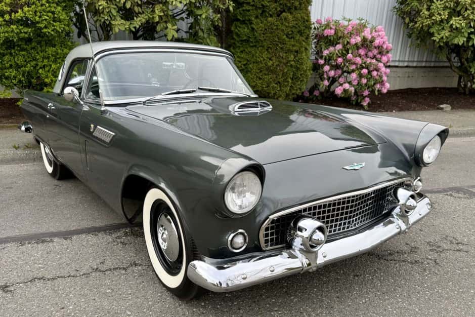 1956 Ford Thunderbird (1955-1957) sold for $32,750