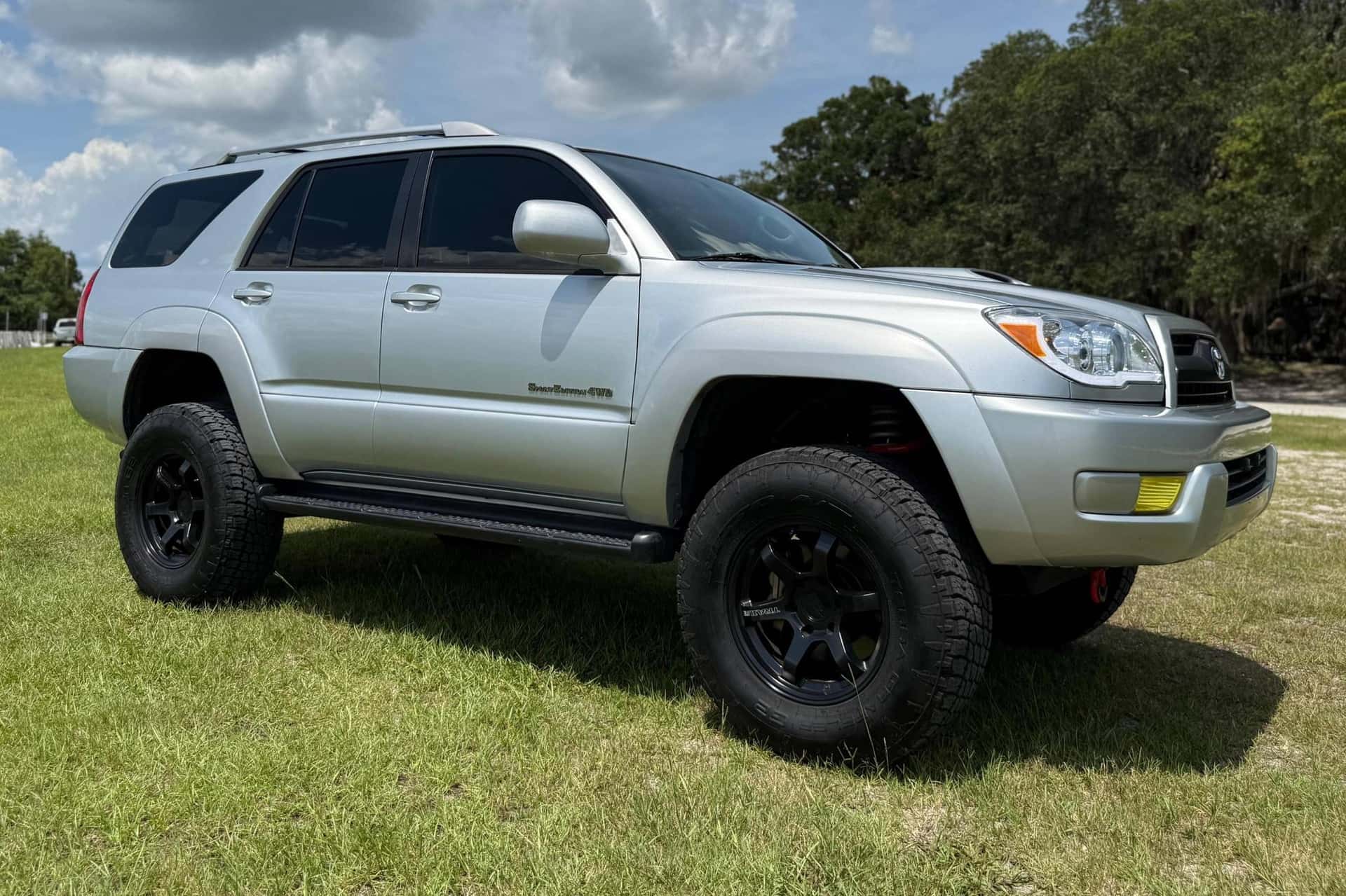 2005 Toyota 4Runner sold for $17,500