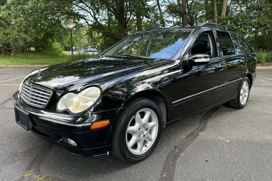 2003 Mercedes-Benz W203 C-Class sold for $6,500