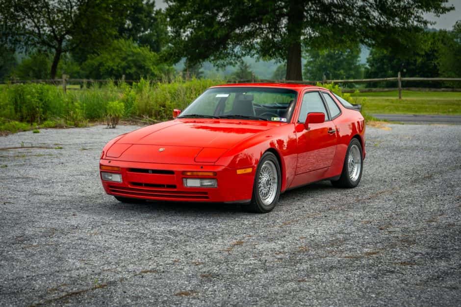 1986 Porsche 944 Turbo sold for $35,750