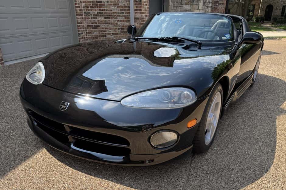 1994 Dodge Viper SR I (1992-1995) sold for $40,500