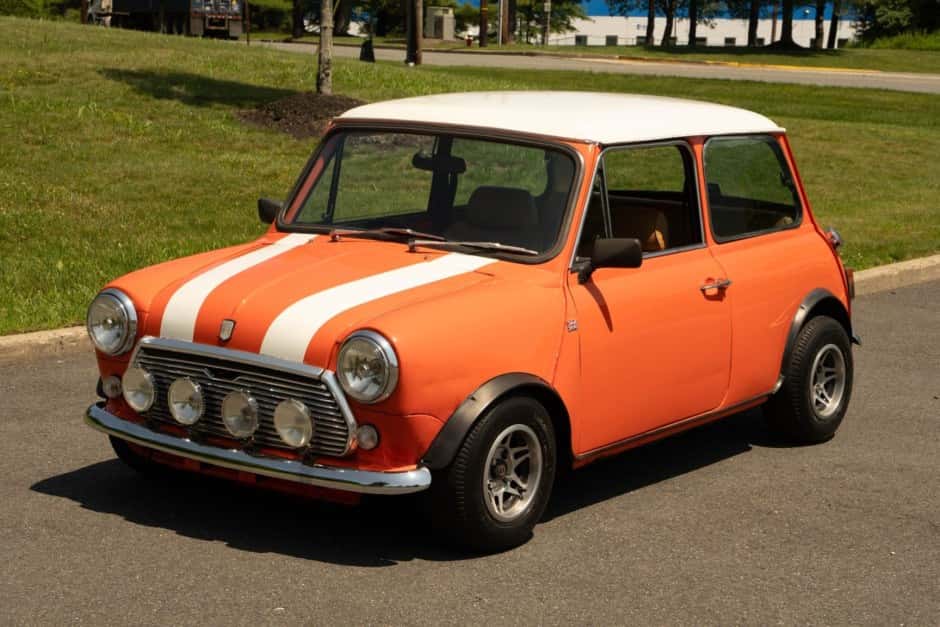 0 Mini Mk III-Mk V sold for $10,800