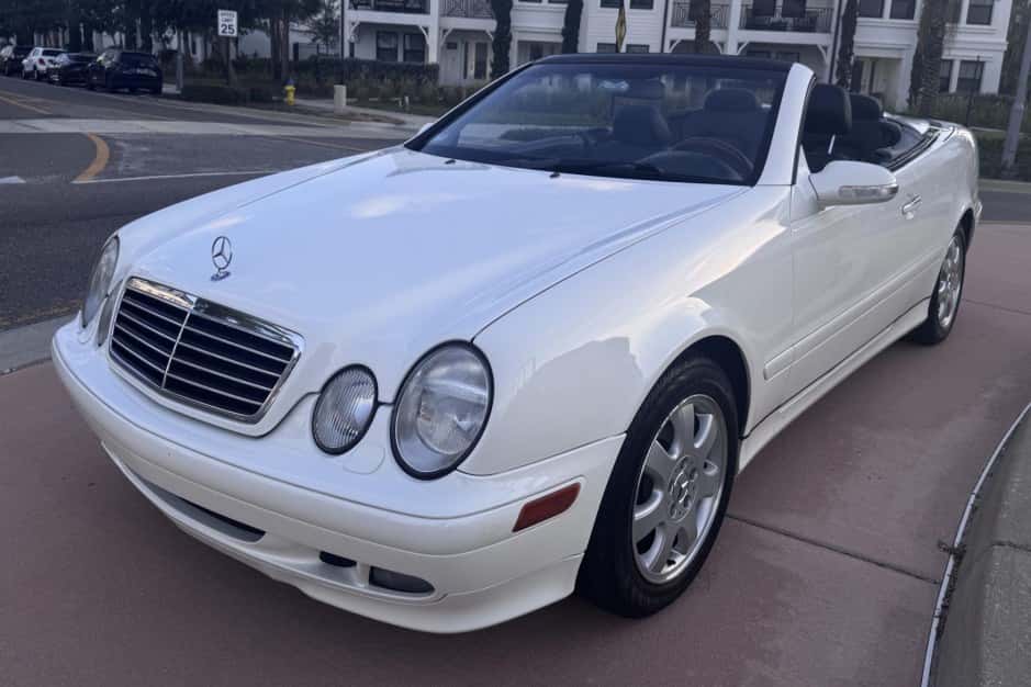 2002 Mercedes-Benz CLK-Class sold for $8,300