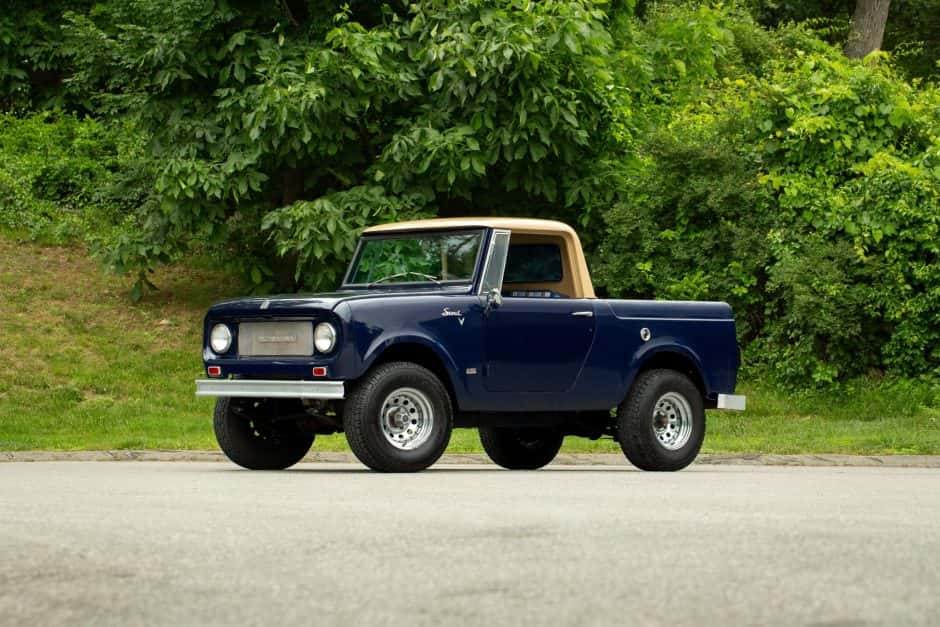 1968 International Harvester Scout 800 sold for $17,000