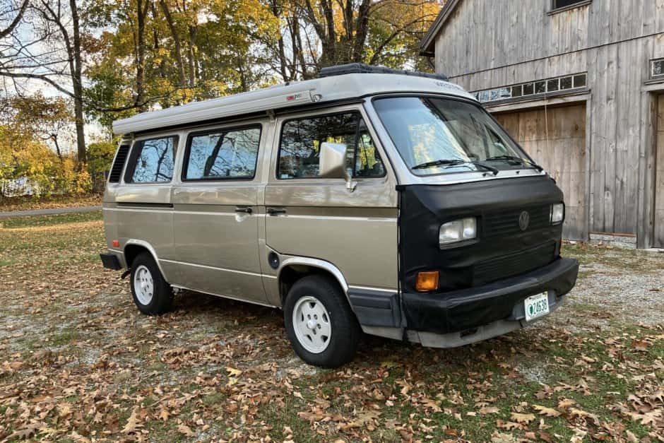 1990 Volkswagen Vanagon sold for $15,250