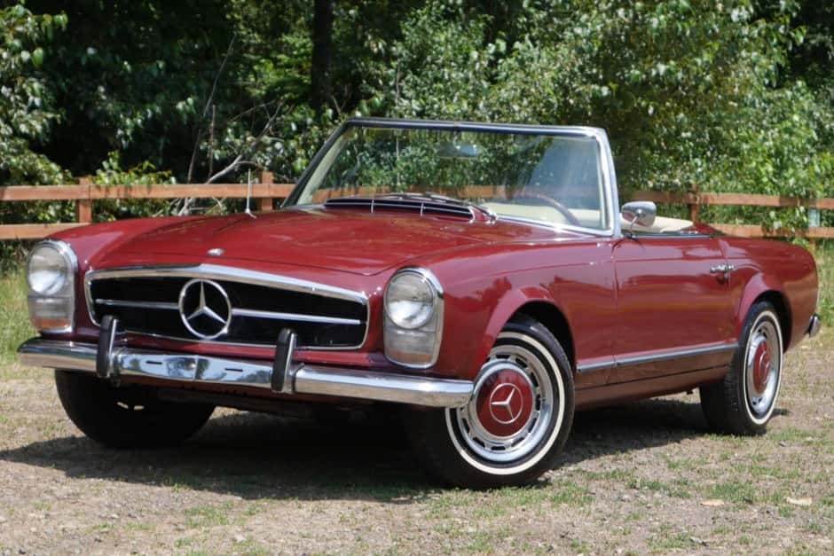 1966 Mercedes-Benz W113 SL sold for $40,000