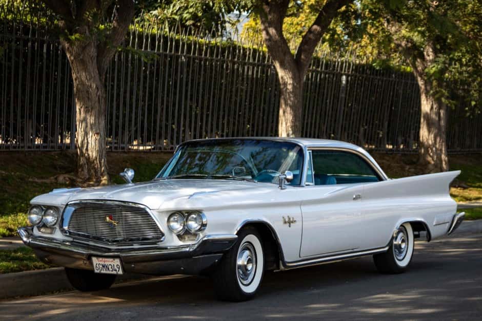 1960 Chrysler New Yorker sold for $62,250