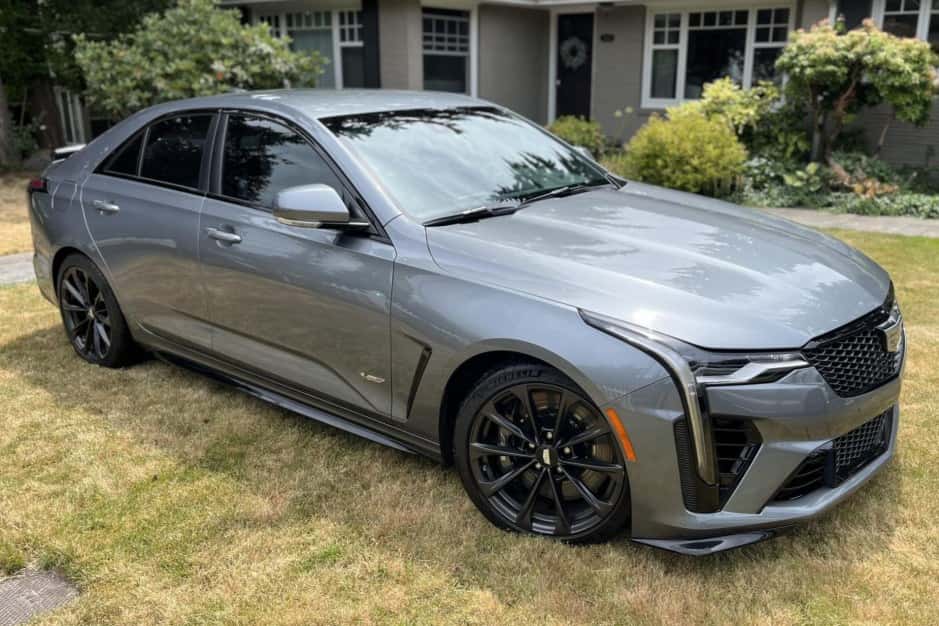 2022 Cadillac CT4 & CT4-V sold for $46,000
