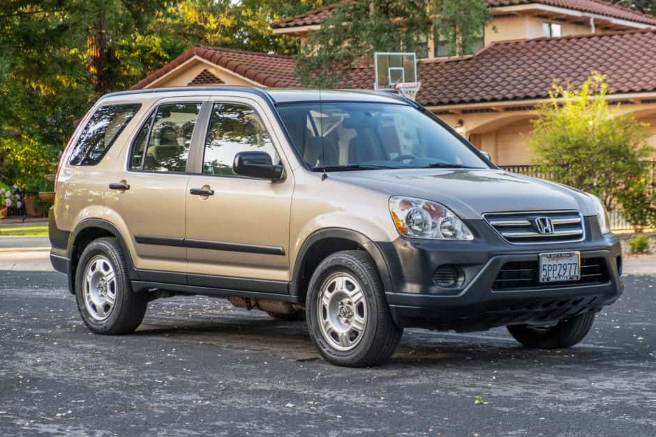 2005 Honda CR-V sold for $13,005