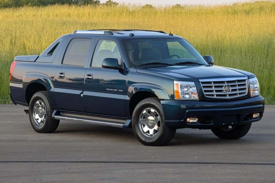 2005 Cadillac Escalade & EXT GMT800 (2002-2006) sold for $40,000
