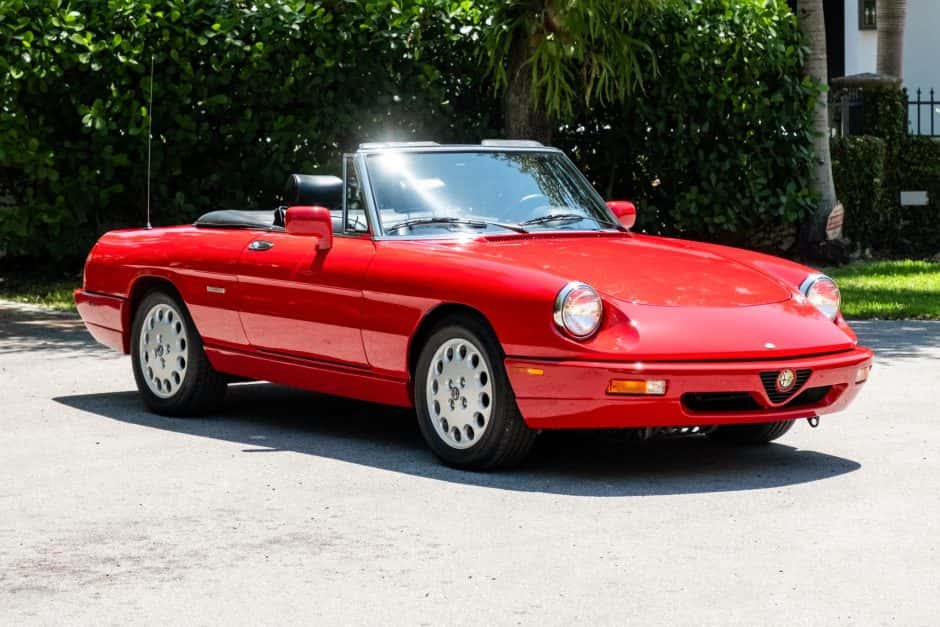 1994 Alfa Romeo 105/115 Spider Series 4 sold for $64,000