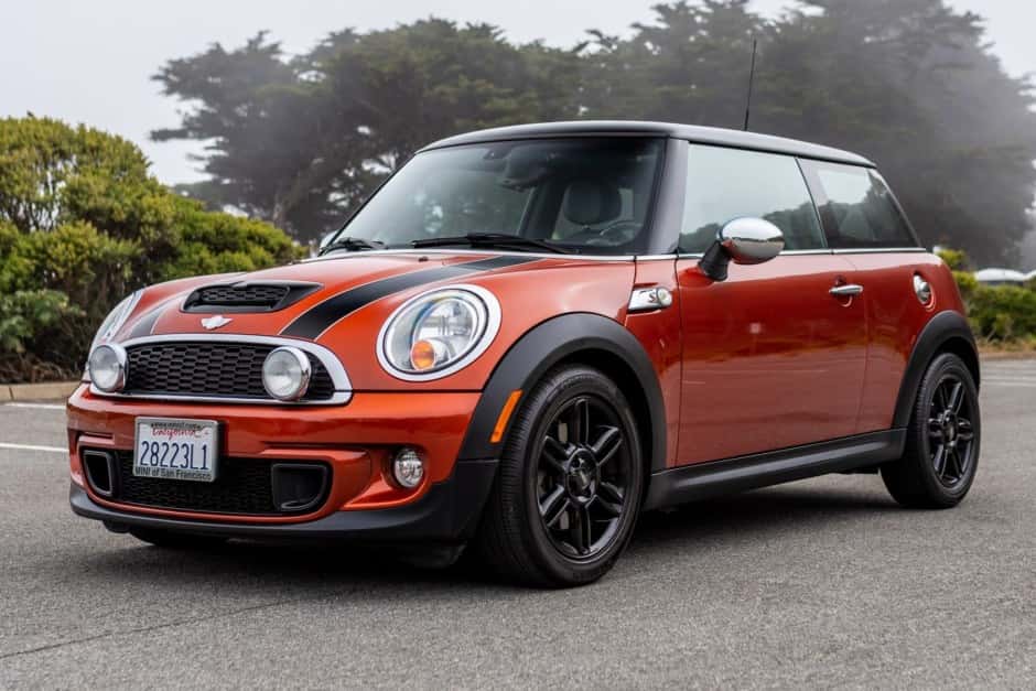 2013 Mini R56 Cooper, Cooper S, and John Cooper Works sold for $15,905