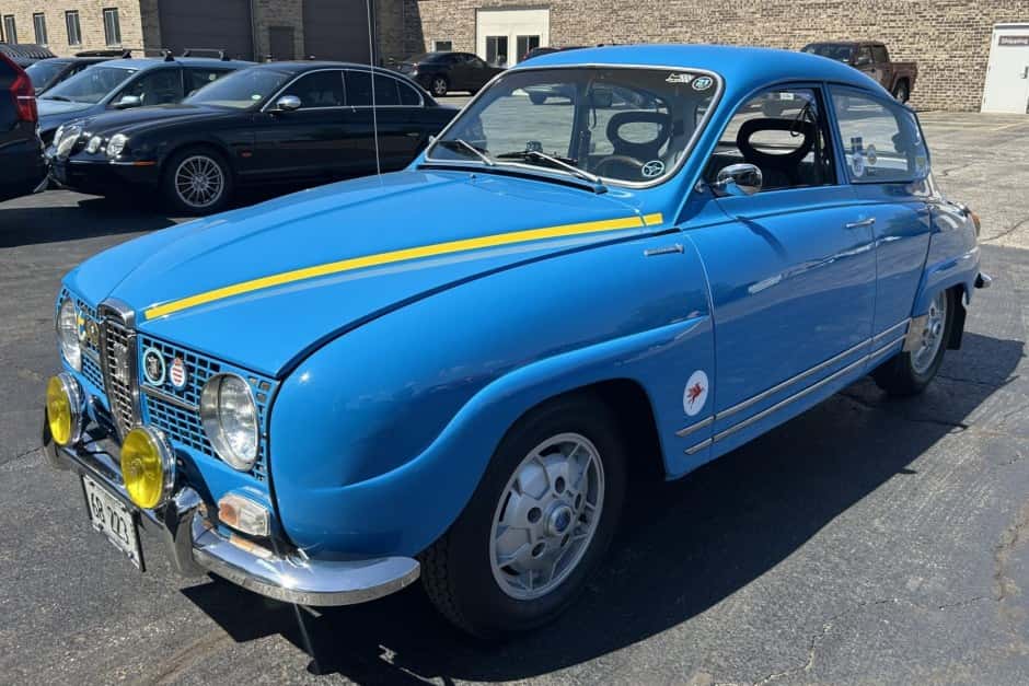 1968 Saab 96 sold for $12,500