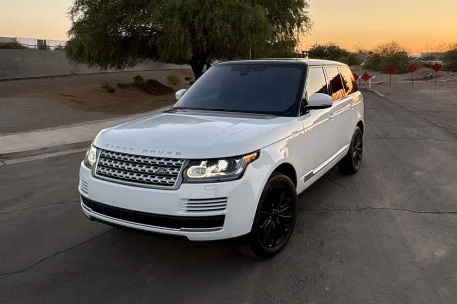 2017 Land Rover Range Rover L405 sold for $23,350