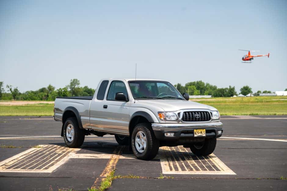 2004 Toyota Tacoma (N1X0 1995-2005) sold for $36,500