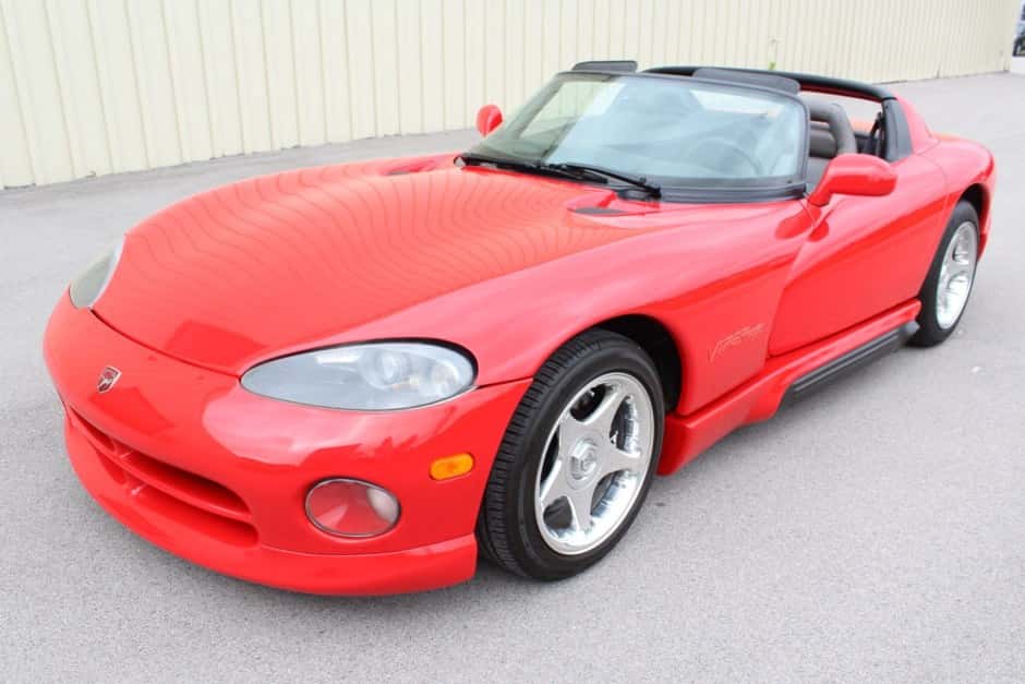 1995 Dodge Viper SR I (1992-1995) sold for $32,000