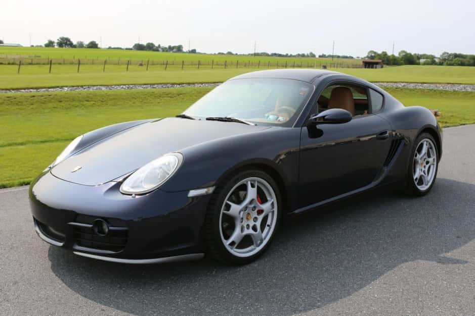 2006 Porsche 987 Cayman sold for $16,500